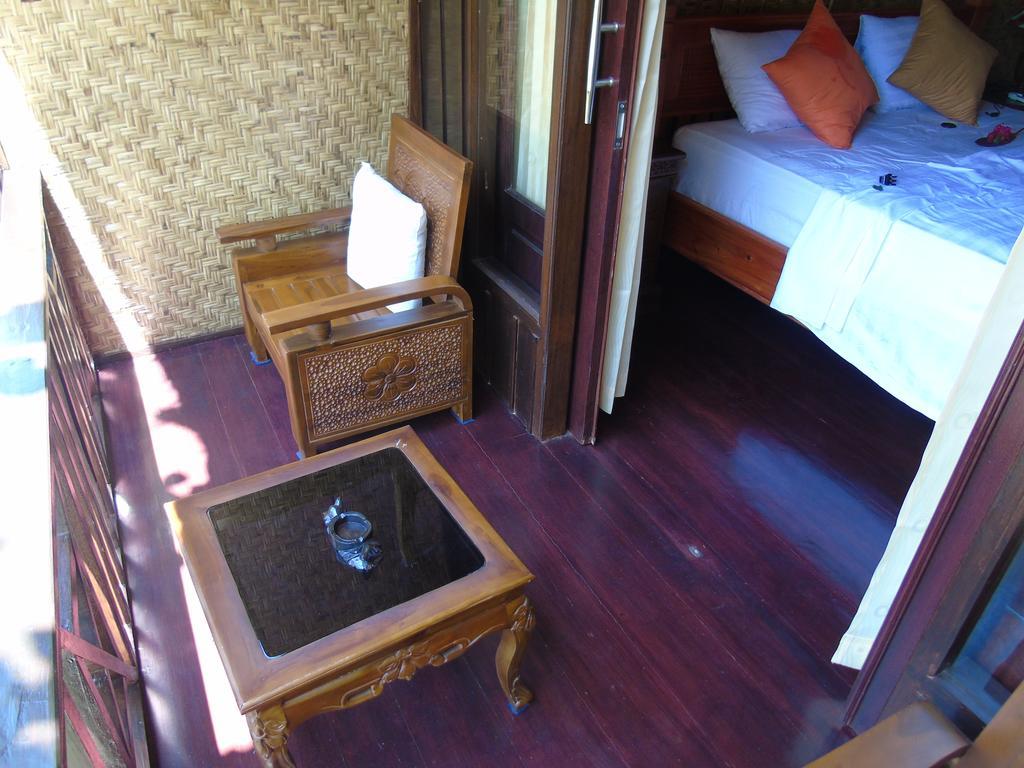 Villas Ganjor Gili Meno Habitación foto