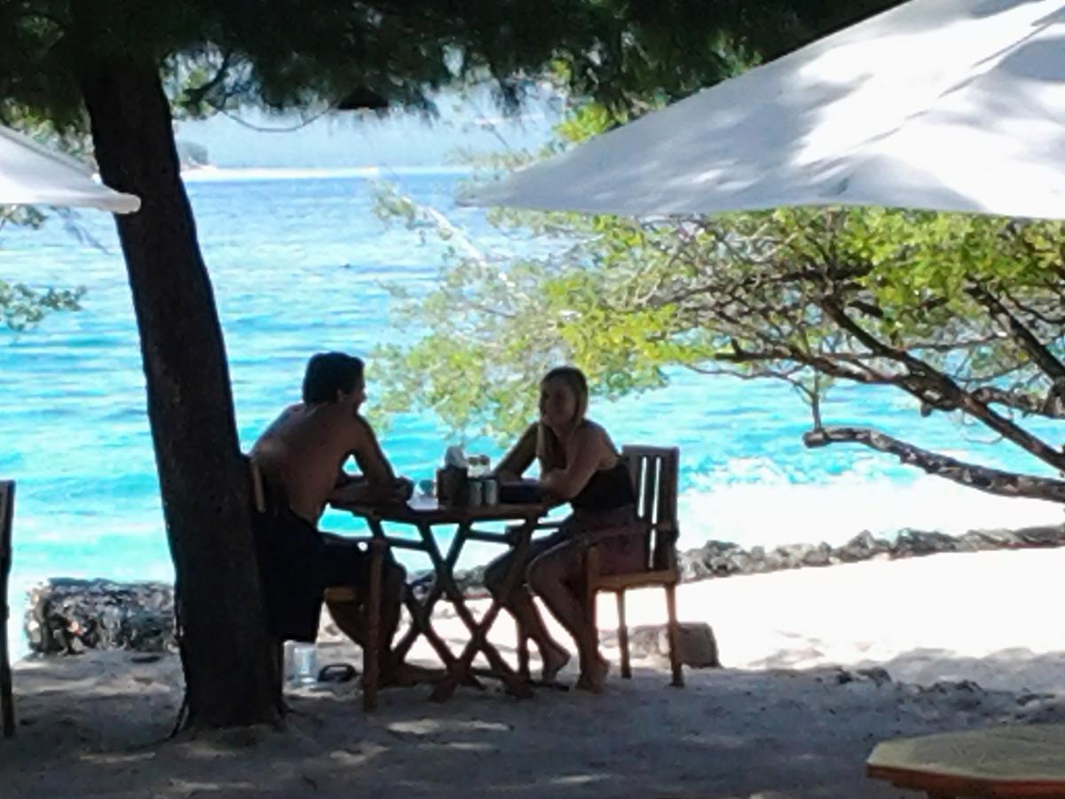 Villas Ganjor Gili Meno Exterior foto